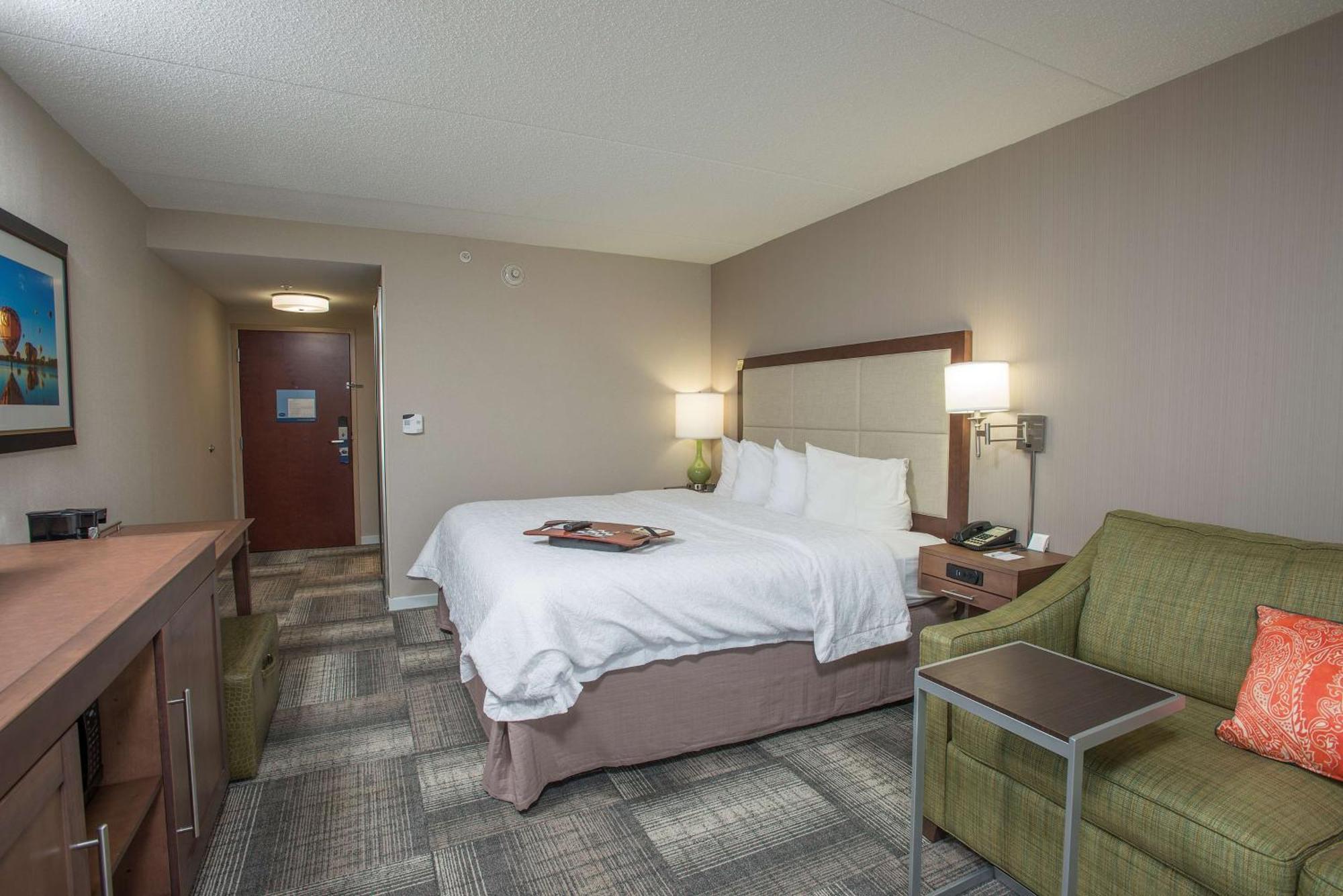 Hampton Inn & Suites Cincinnati-Union Centre West Chester Bagian luar foto