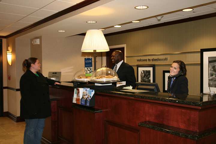 Hampton Inn & Suites Cincinnati-Union Centre West Chester Bagian luar foto